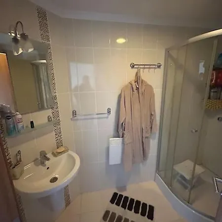 Apartment Excellent Location. All Have Sea View. Secure Site